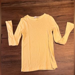 Micheal Stars yellow long sleeve layering top.